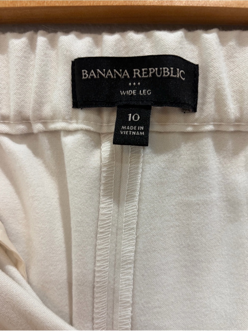 Banana Republic Cream Wide-Leg Mid-Rise Trousers - Picture 4 of 8